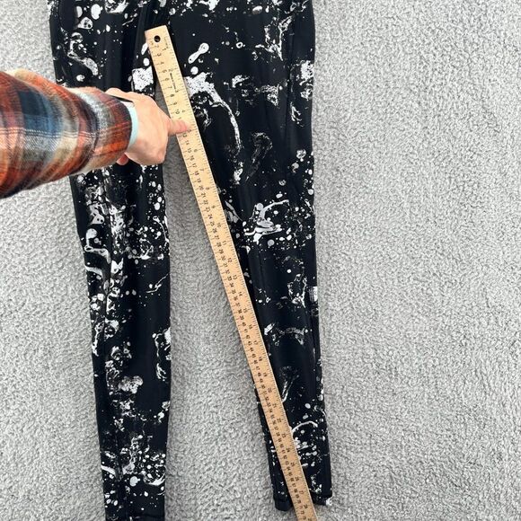 HPE Black Graffiti Workout Leggings Size XS - Picture 9 of 14